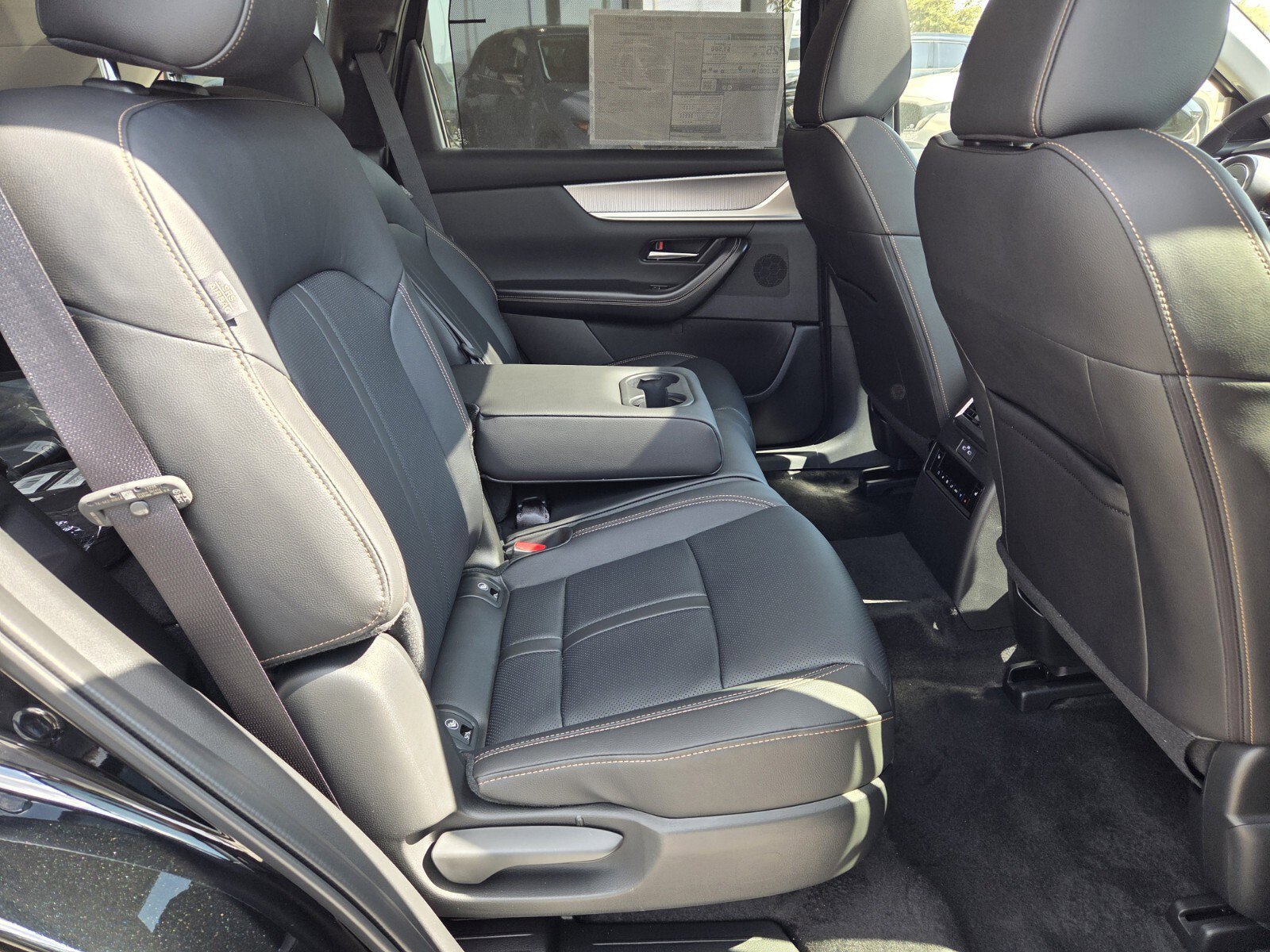 New 2026 MAZDA CX-70 3.3 Turbo w/ Preferred Package AWD/4WD image 14