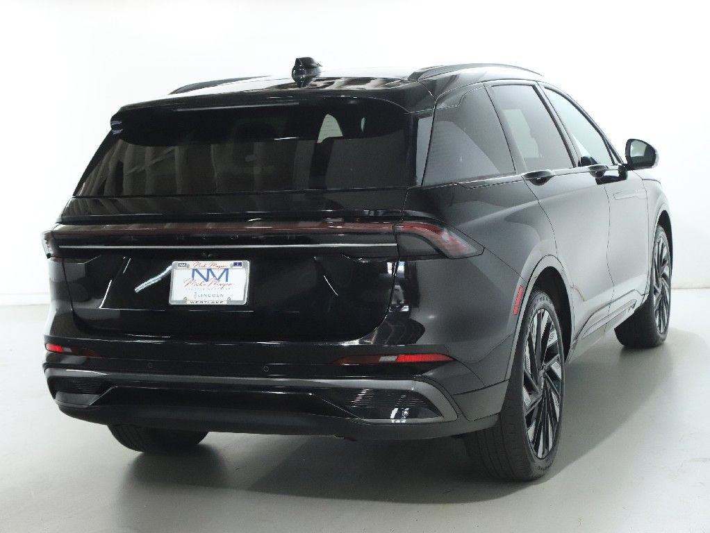 Certified 2025 Lincoln Nautilus Reserve w/ Jet Appearance Package AWD/4WD image 48