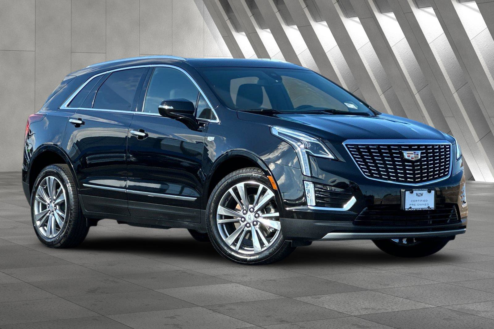 Certified 2025 Cadillac XT5 Premium Luxury