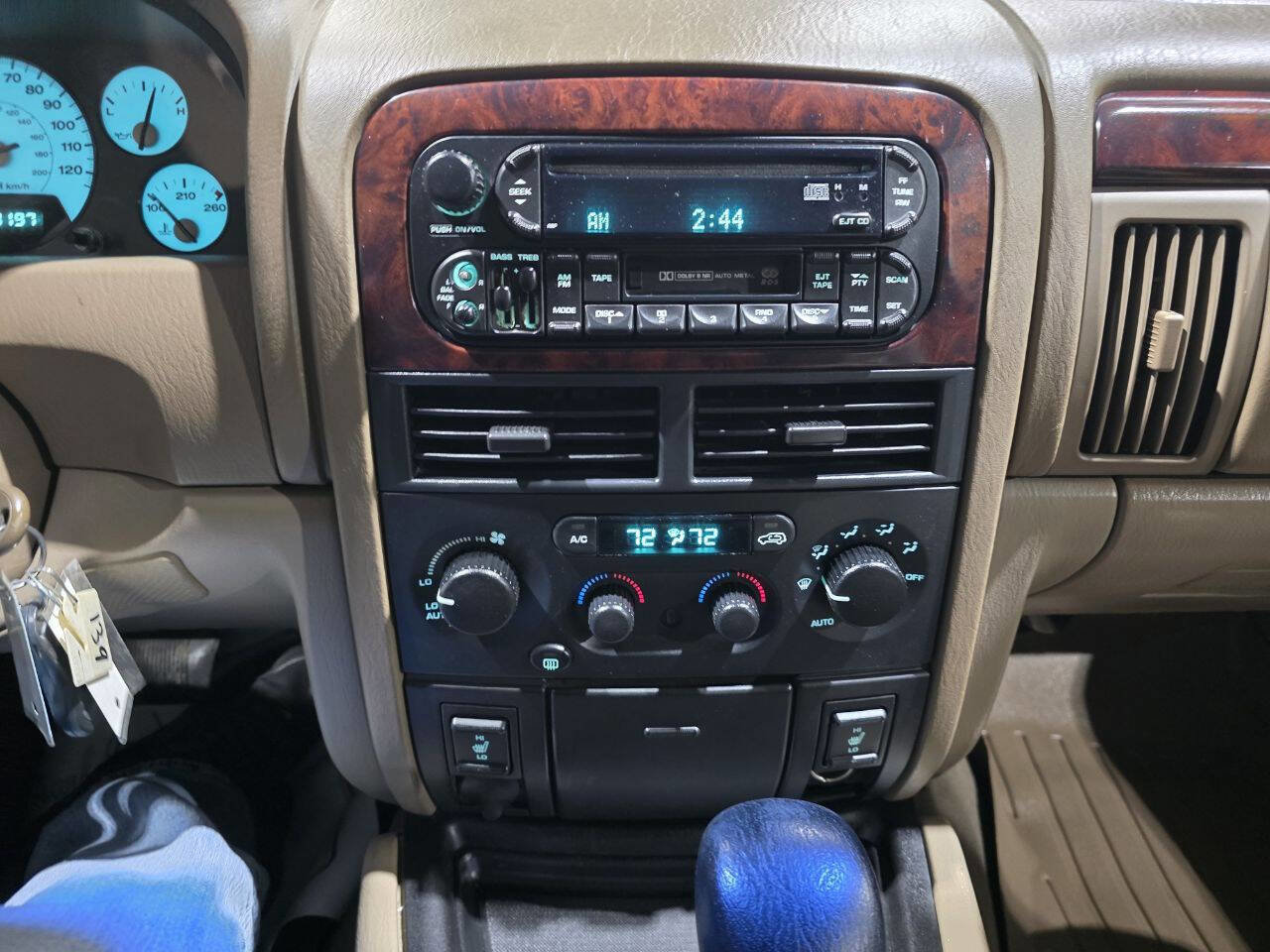 Used 2002 Jeep Grand Cherokee Limited image 41