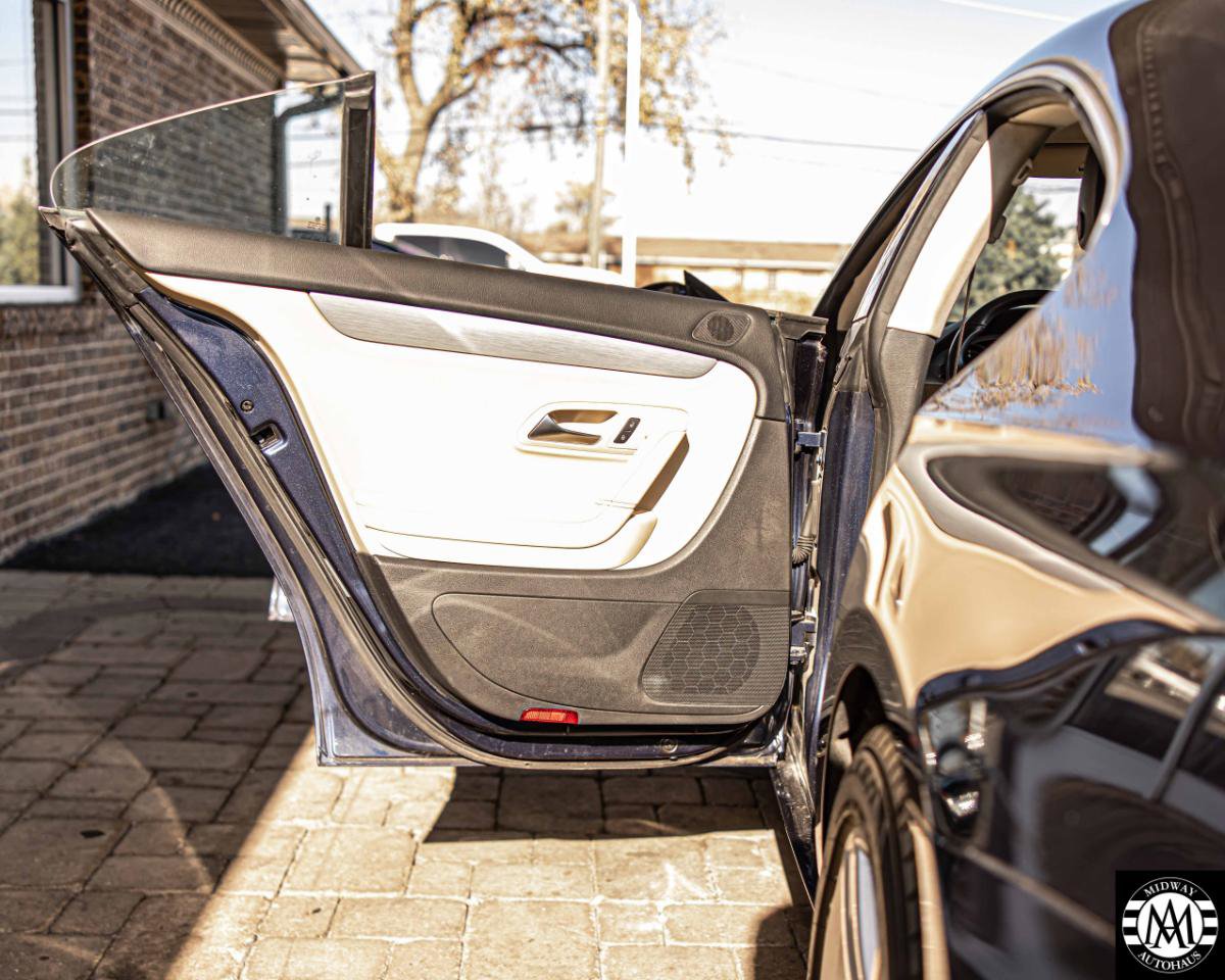 Used 2015 Volkswagen CC R-Line FWD image 31