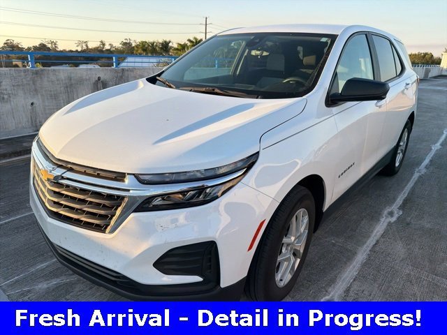 Used 2022 Chevrolet Equinox LS w/ LS Convenience Package image 1