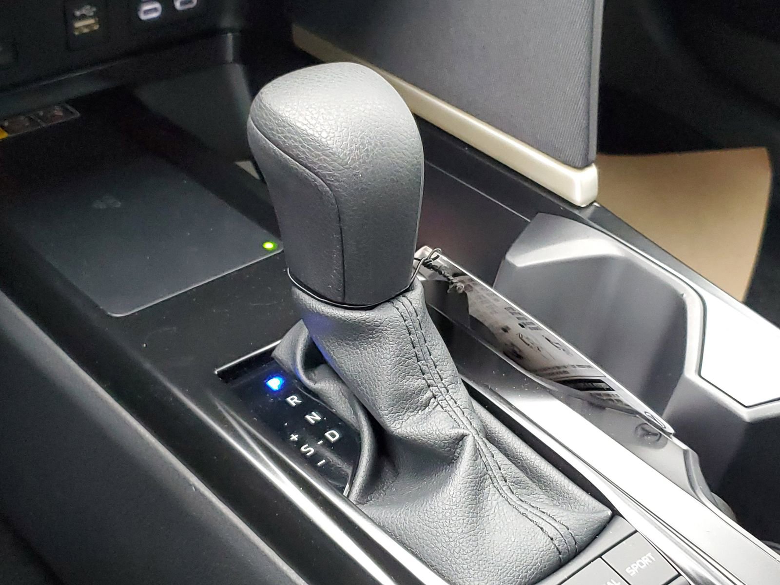 Used 2026 Toyota Camry LE w/ Convenience Package image 31