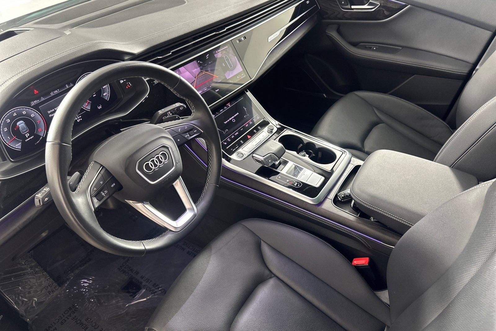 Used 2023 Audi Q8 Prestige w/ Prestige Package image 9