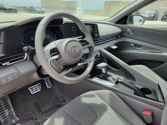 New 2026 Hyundai Elantra Sport FWD image 9