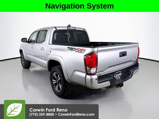 Used 2016 Toyota Tacoma TRD Sport image 5