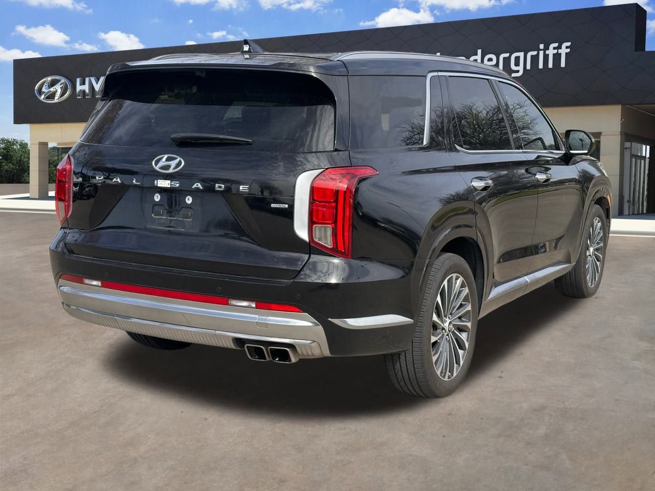 Used 2025 Hyundai Palisade Calligraphy image 10