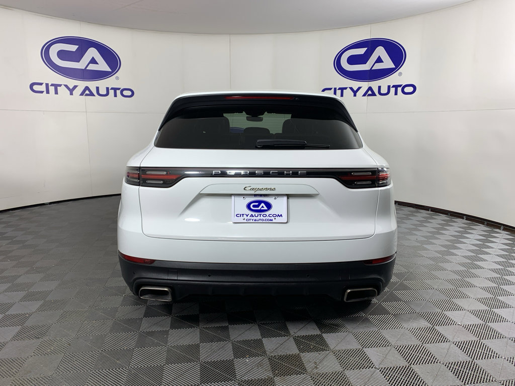 Used 2019 Porsche Cayenne image 4