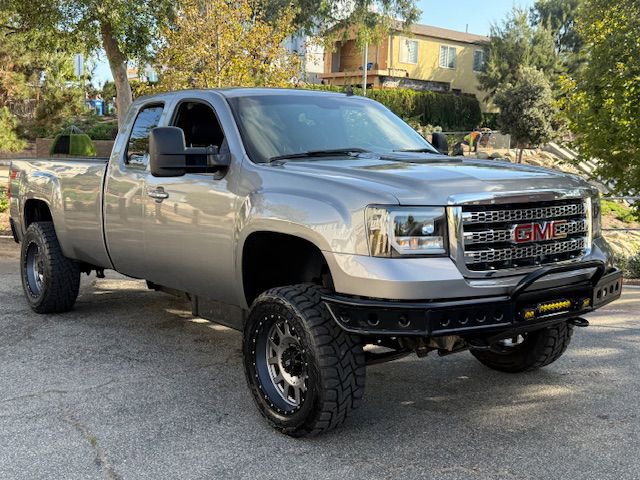 Used 2013 GMC Sierra 2500 SLT w/ SLT Convenience Package