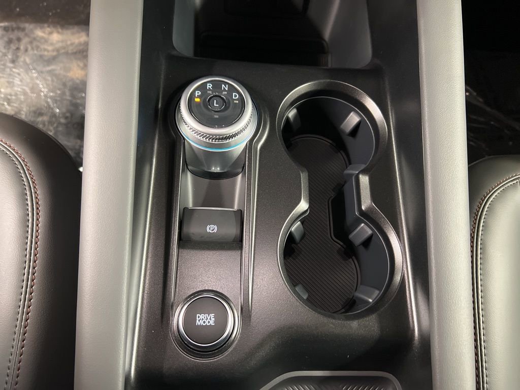New 2026 Ford Explorer Active w/ Active Comfort Package image 16