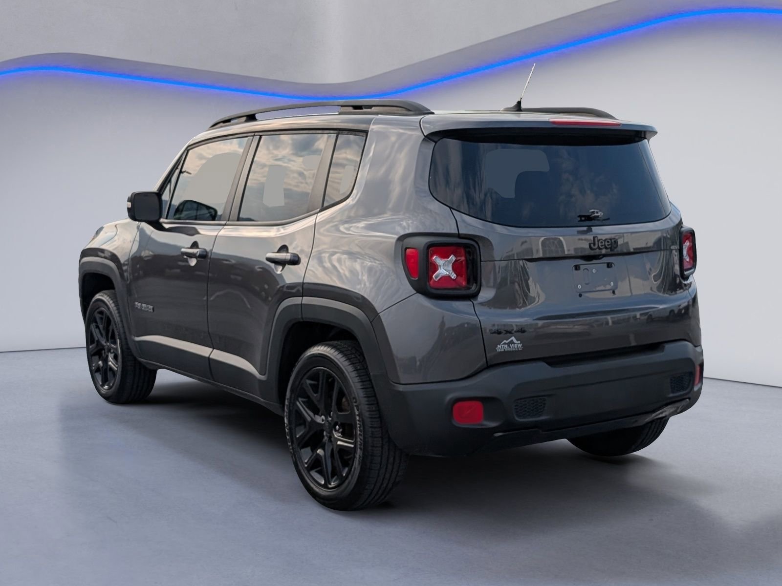 Used 2016 Jeep Renegade Latitude image 7