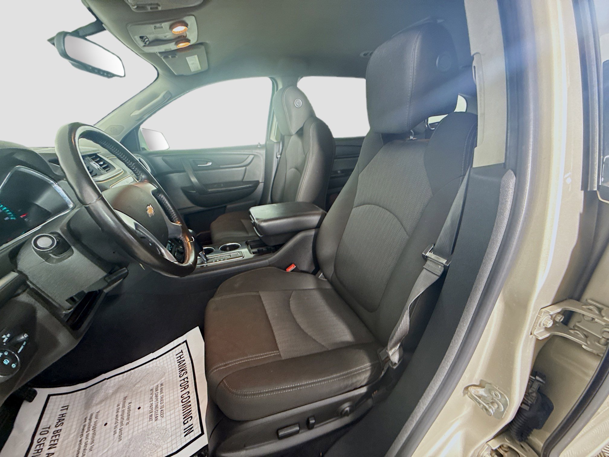 Used 2017 Chevrolet Traverse LT FWD image 21