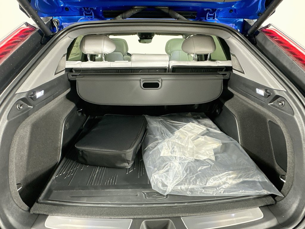 New 2027 Cadillac Optiq Premium Luxury w/ LPO, Floor Liner Package AWD/4WD image 34