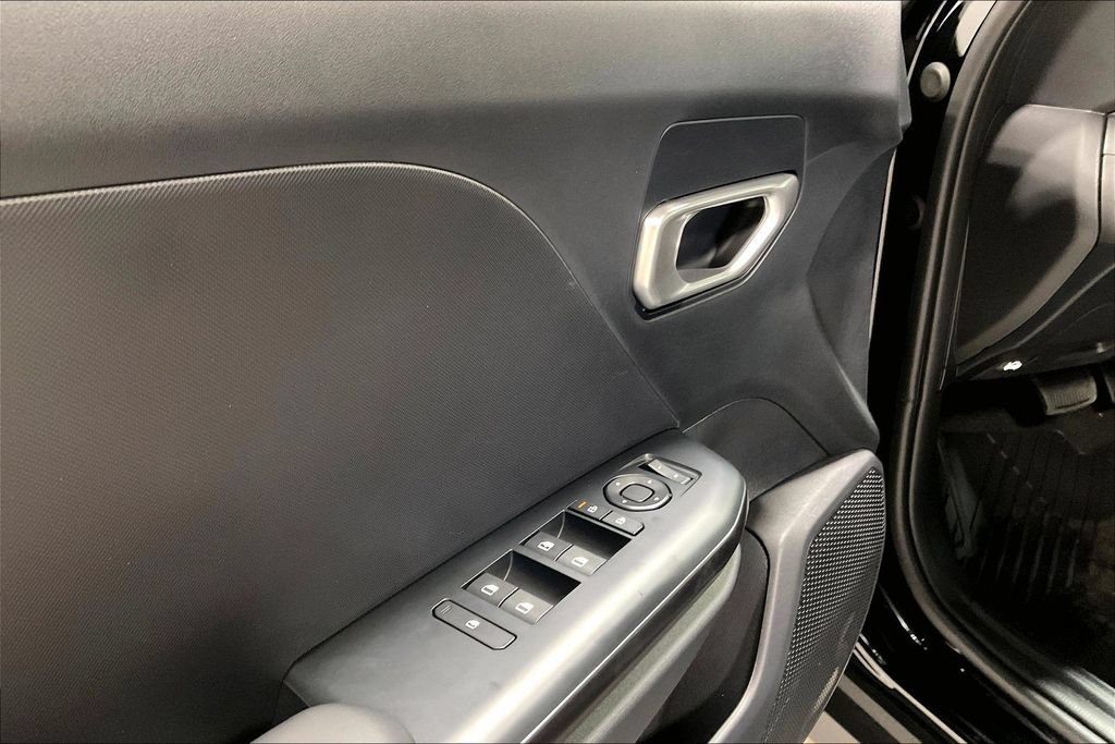 New 2026 Kia K4 FWD image 18
