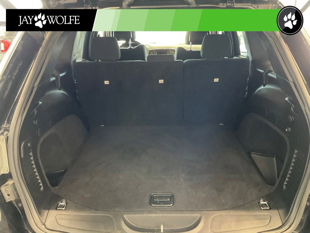 Used 2019 Jeep Grand Cherokee Laredo w/ Security & Convenience Group AWD/4WD image 21
