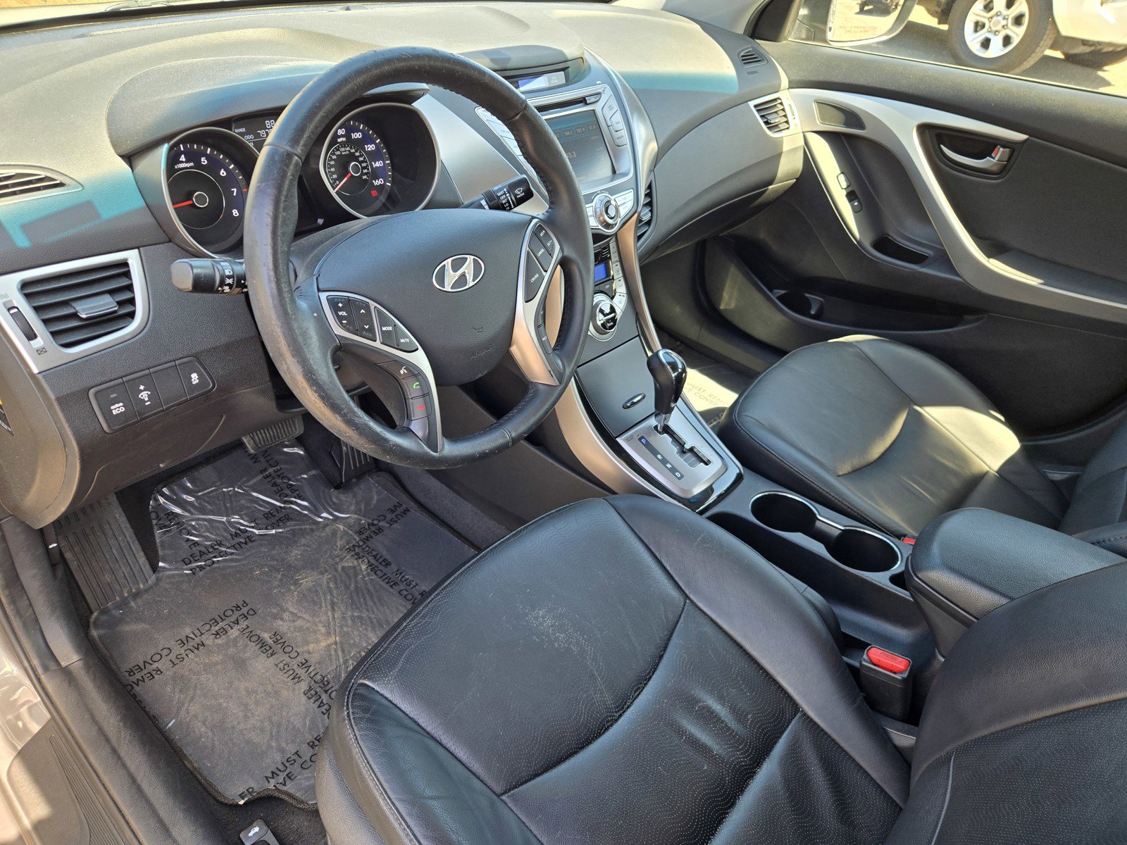 Used 2013 Hyundai Elantra Limited w/ Technology Pkg FWD image 11