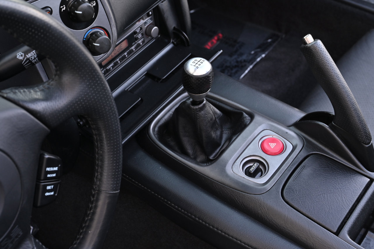 Used 2003 Honda S2000 image 22