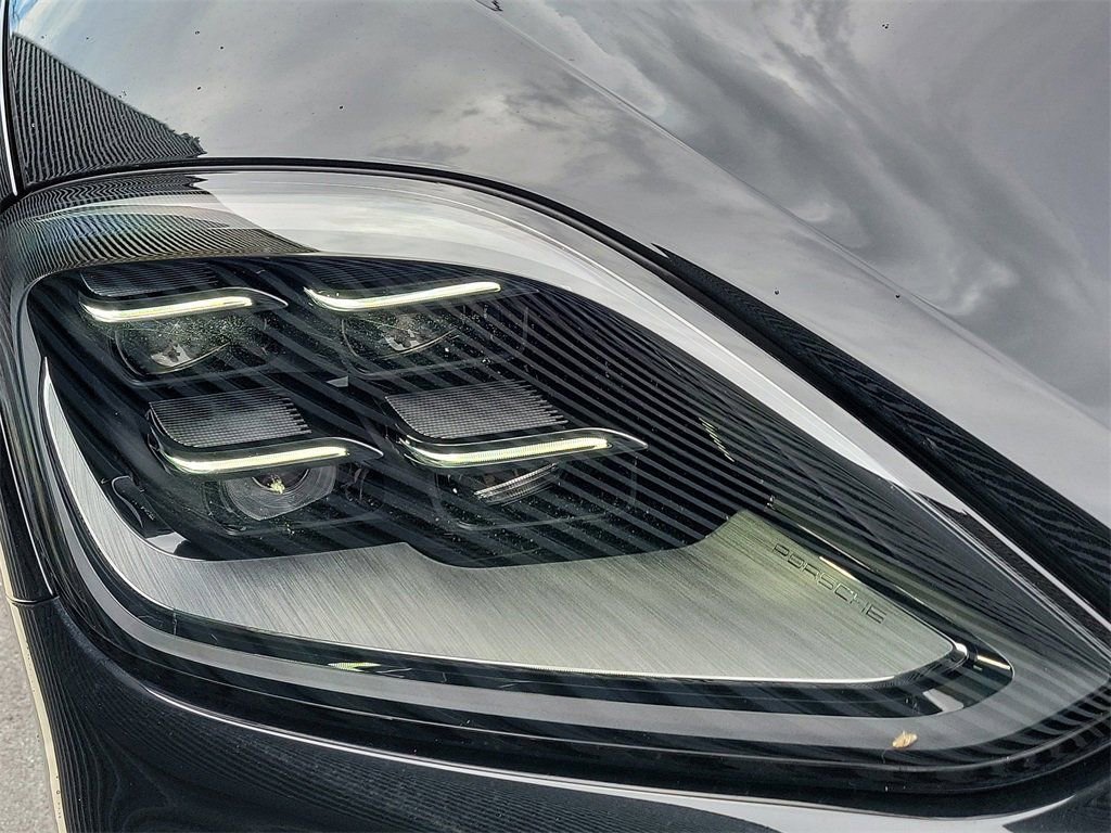 Certified 2025 Porsche Cayenne image 15