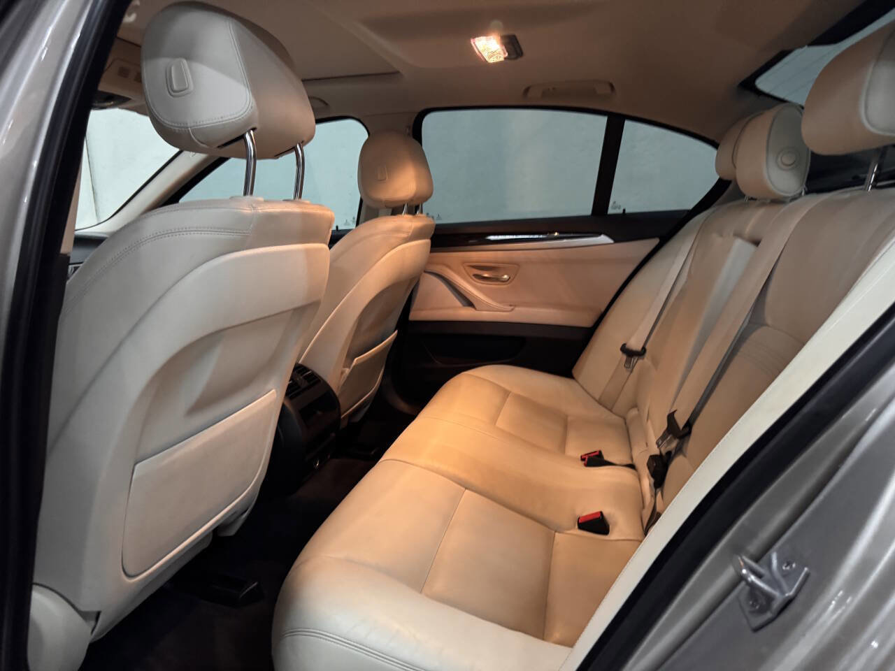 Used 2016 BMW 535i Sedan image 14