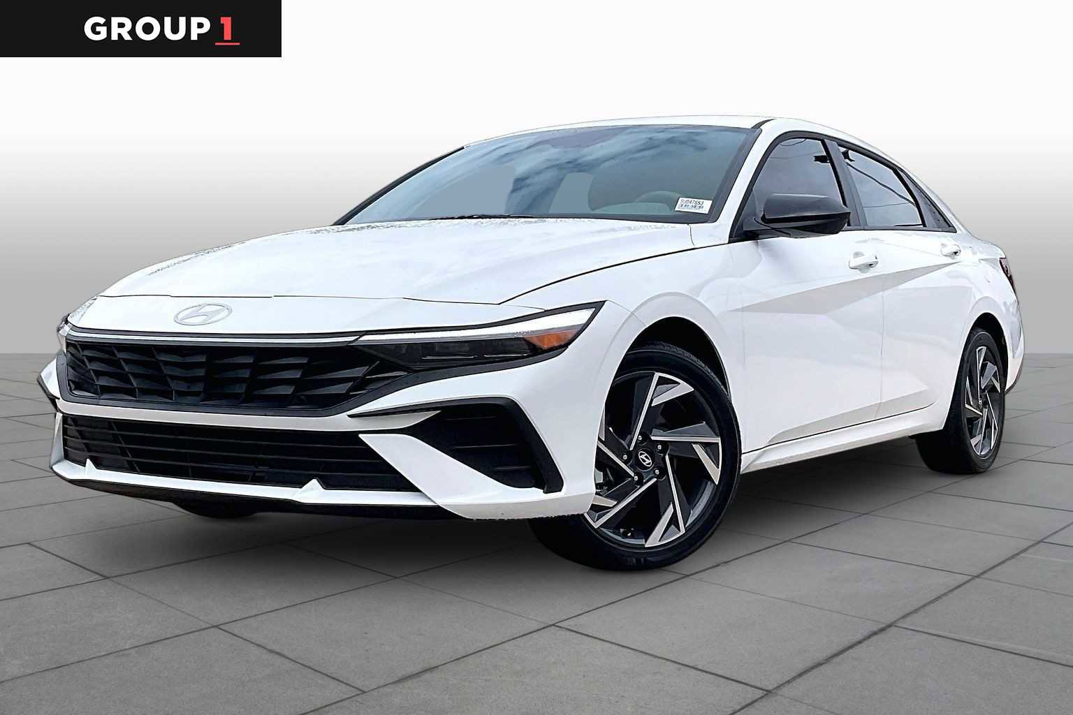 Certified 2025 Hyundai Elantra Sport image 1