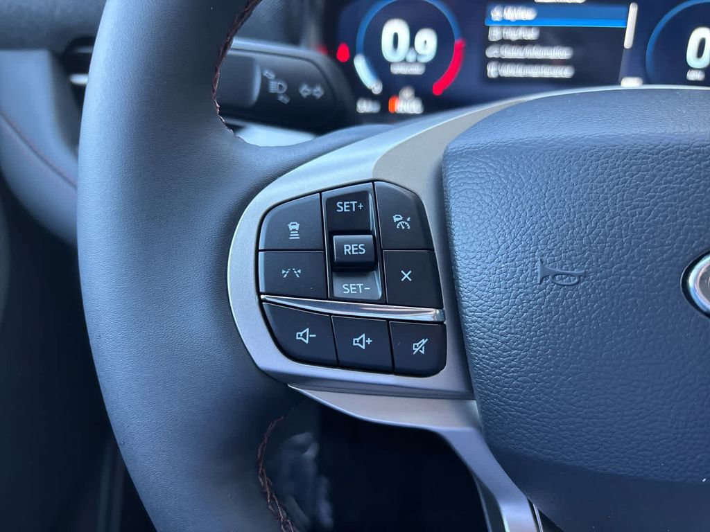 New 2026 Ford Explorer Active image 13