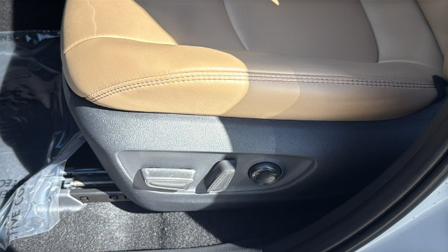 Used 2025 Toyota RAV4 XLE Premium w/ Weather Package FWD image 20