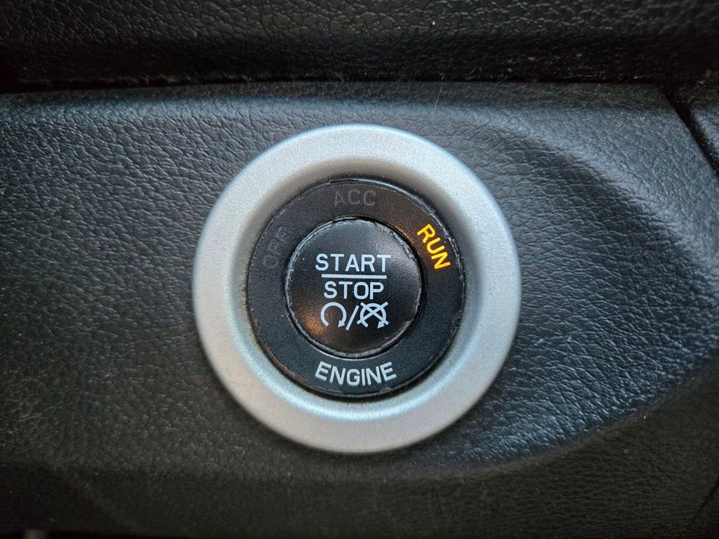 Used 2016 RAM 2500 Laramie w/ Cold Weather Group image 32