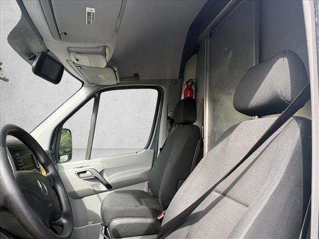 Used 2018 Mercedes-Benz Sprinter 2500 image 13
