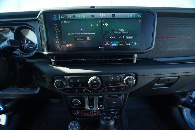 Used 2025 Jeep Wrangler Rubicon image 21