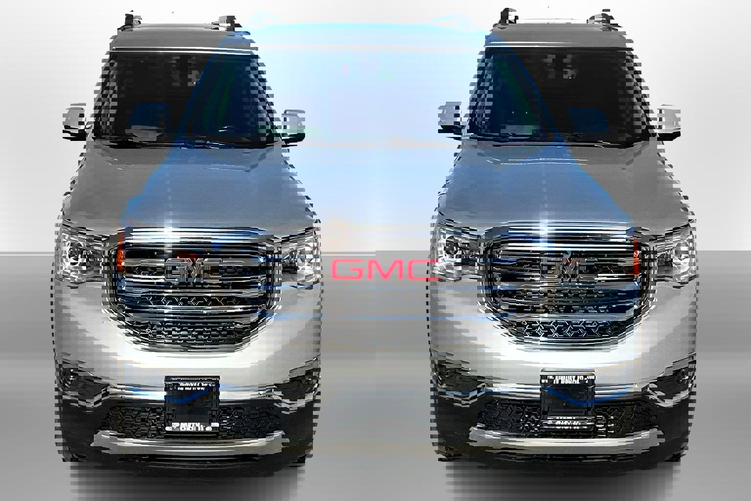 Used 2018 GMC Acadia SLT image 3