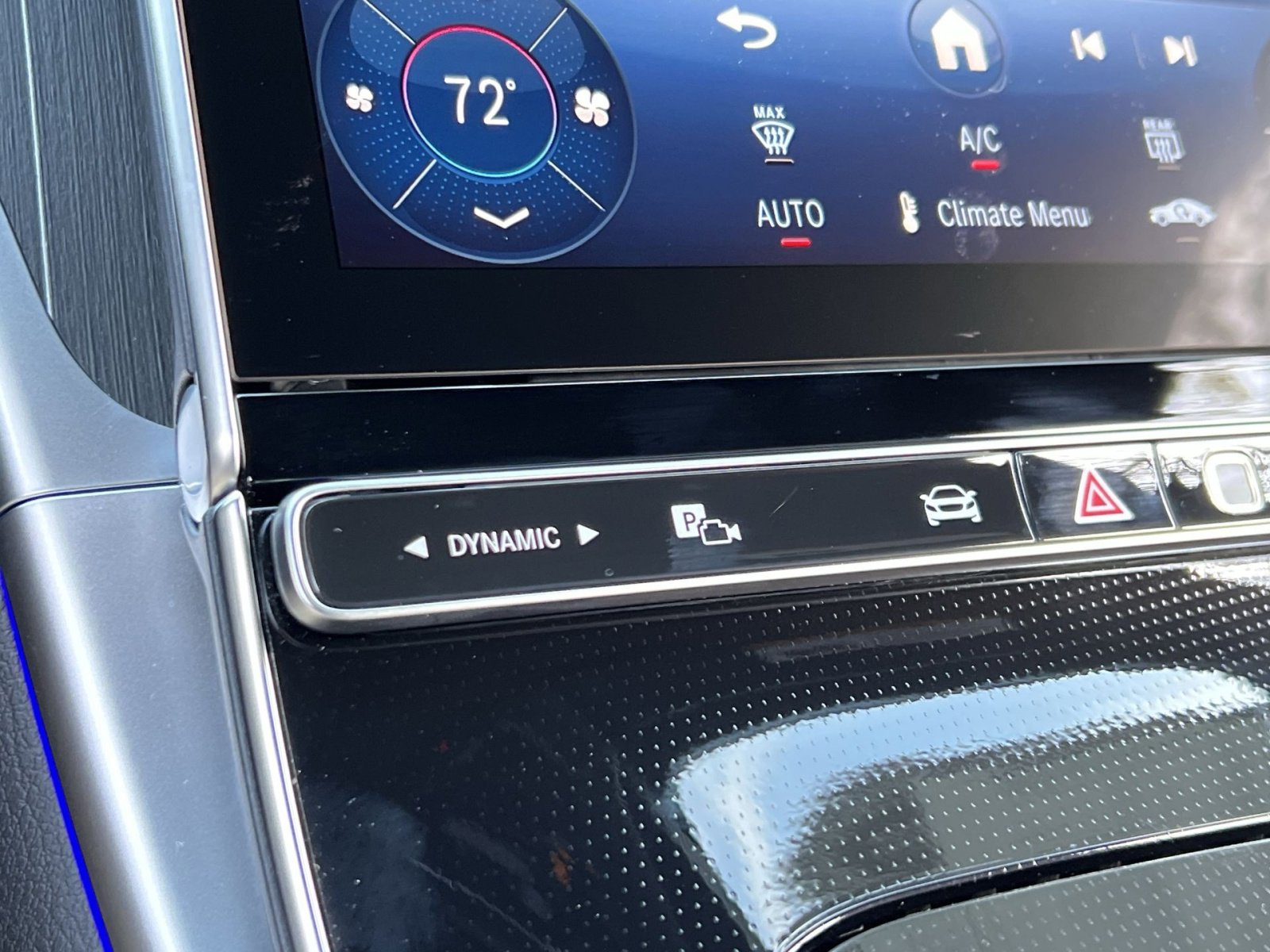 New 2026 Mercedes-Benz CLE 300 4MATIC Cabriolet image 32