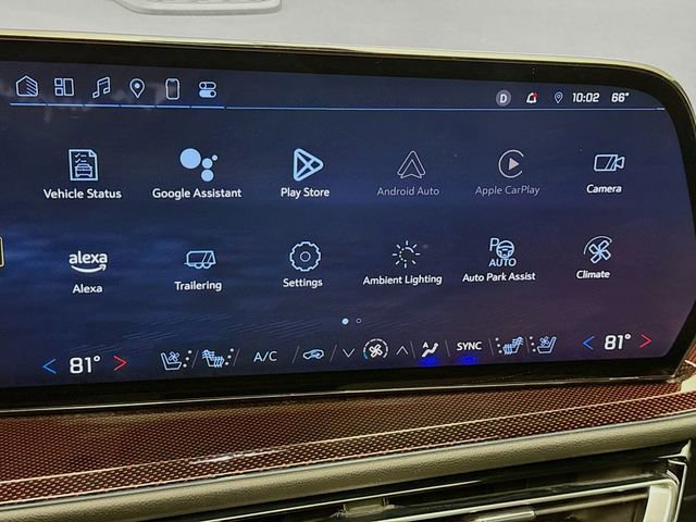 Used 2024 Chevrolet Traverse RS image 18