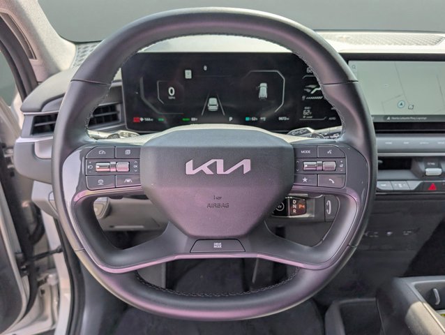 Used 2024 Kia EV9 Light Long Range image 14