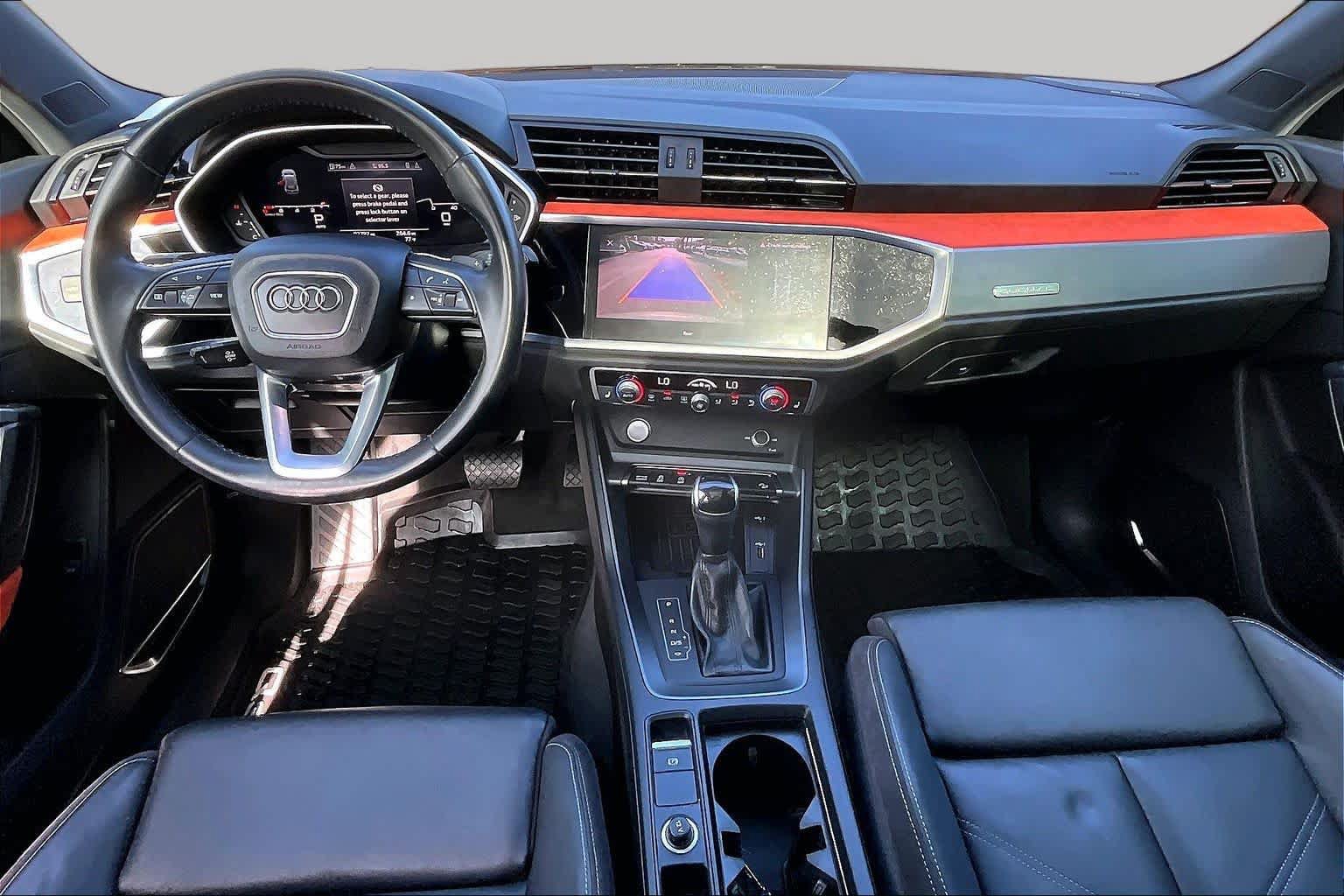 Used 2019 Audi Q3 2.0T Premium Plus w/ Premium Plus Package AWD/4WD image 16