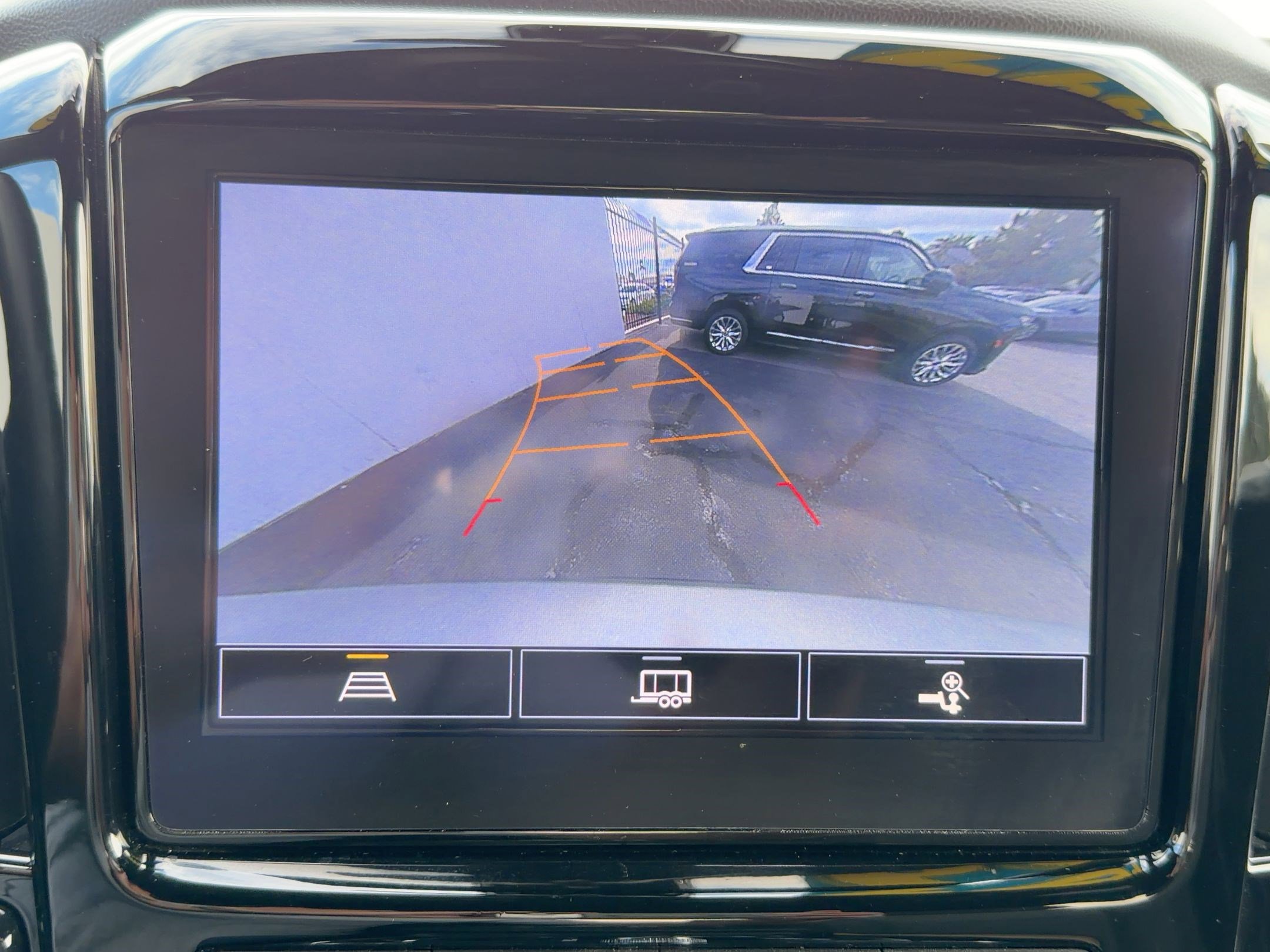 Used 2023 Chevrolet Traverse LT image 24