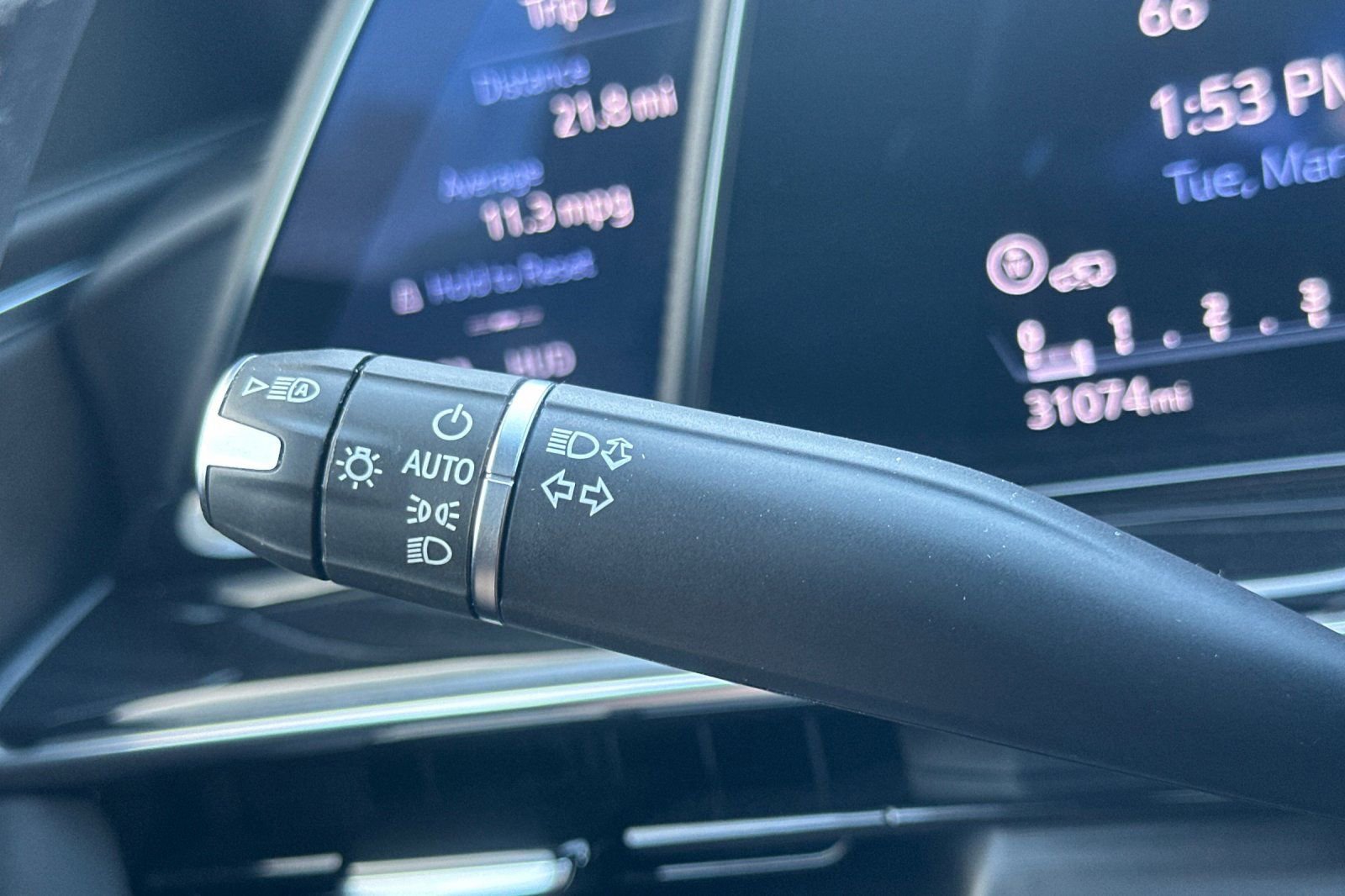 Certified 2023 Cadillac Escalade ESV Sport w/ LPO, ONYX Package image 36