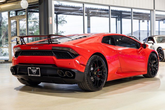 Used 2017 Lamborghini Huracan LP 580-2 image 6