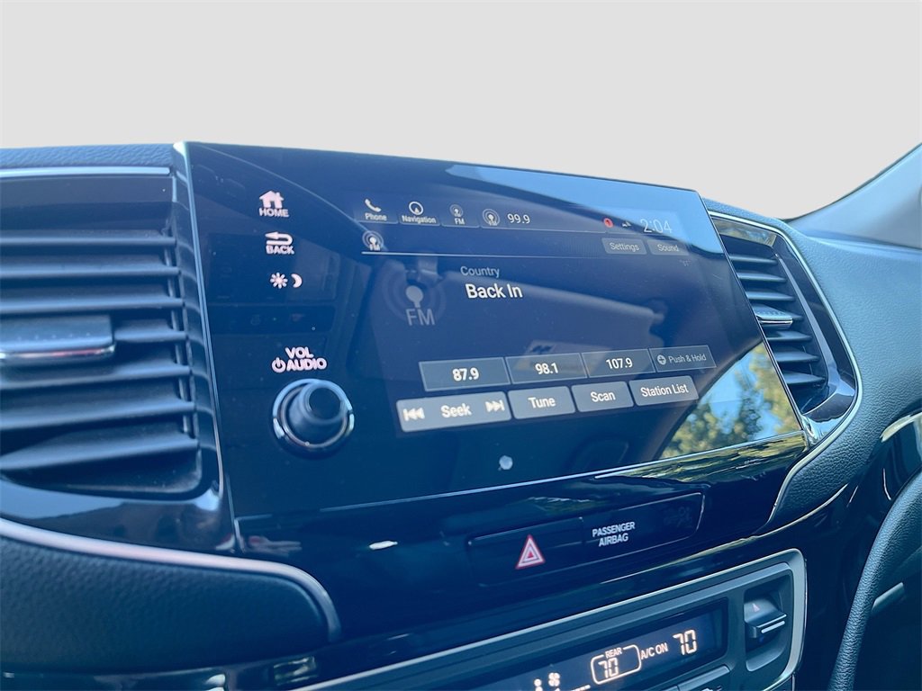 Used 2020 Honda Pilot Touring image 15