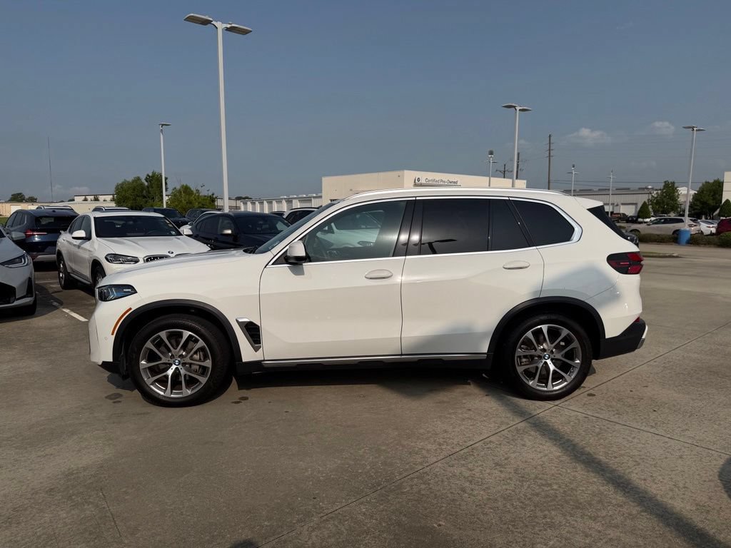 Certified 2024 BMW X5 xDrive40i w/ Premium Package AWD/4WD image 10
