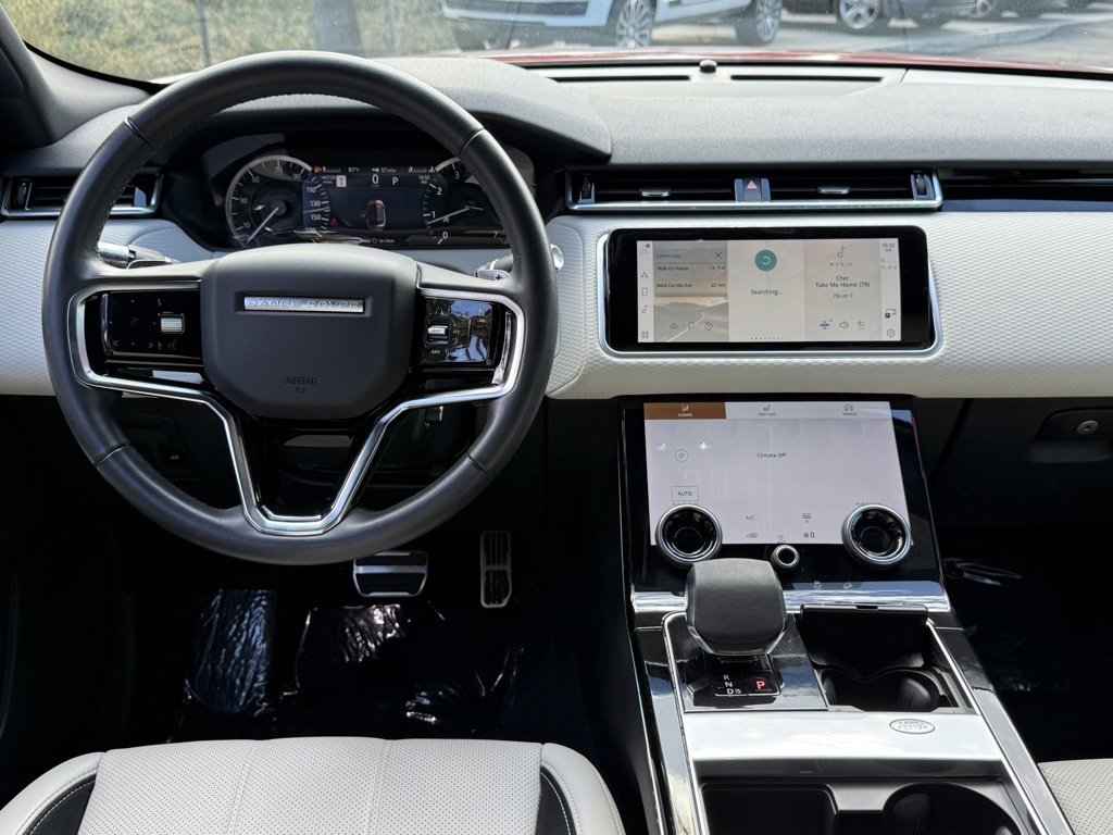 Used 2023 Land Rover Range Rover Velar R-Dynamic S image 29