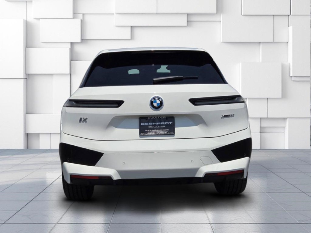 Certified 2024 BMW iX xDrive50 w/ Sport Package AWD/4WD image 7
