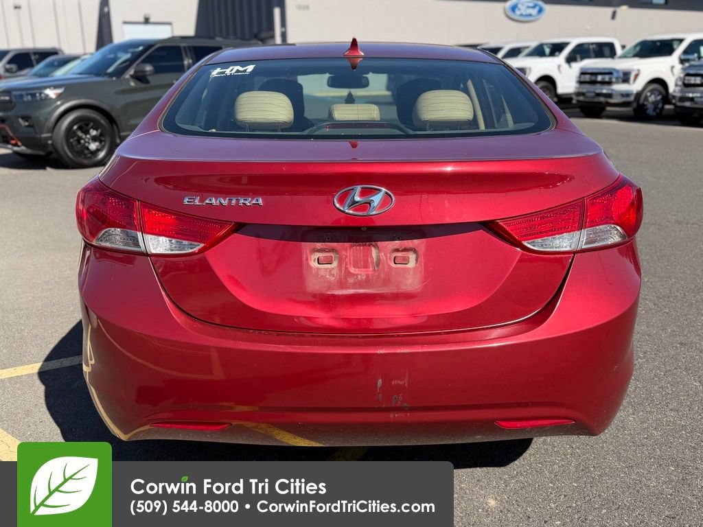 Used 2013 Hyundai Elantra Limited w/ Technology Pkg FWD image 8
