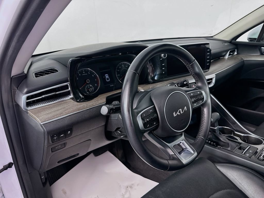 Used 2023 Kia K5 EX FWD image 9