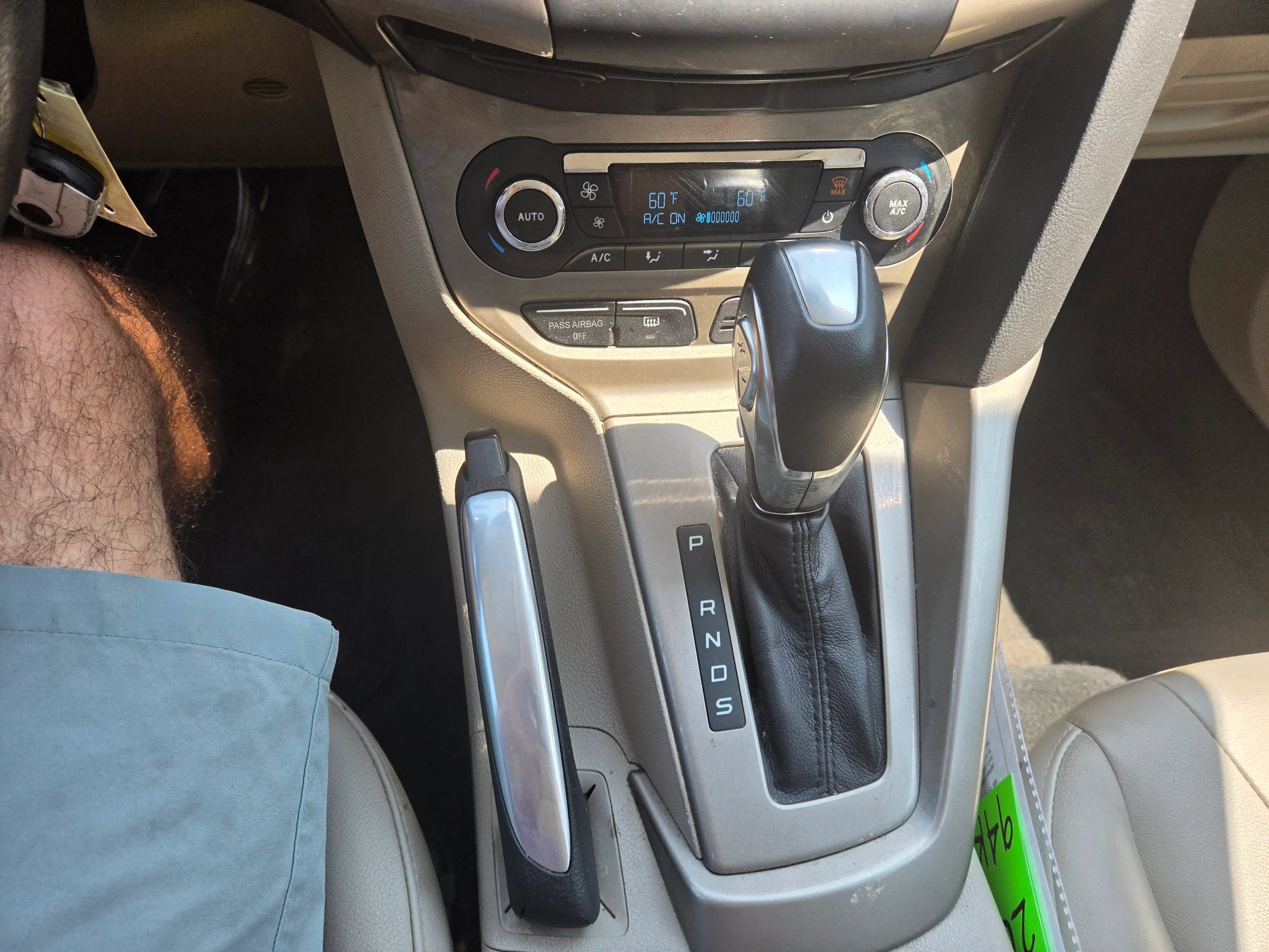 Used 2012 Ford Focus SEL FWD image 15