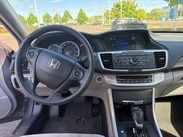 Used 2015 Honda Accord EX image 11
