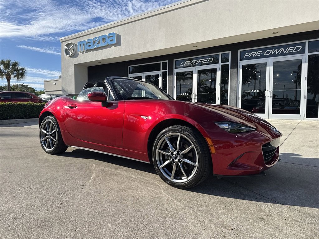 Used 2022 MAZDA MX-5 Miata Grand Touring w/ Weather Package image 23