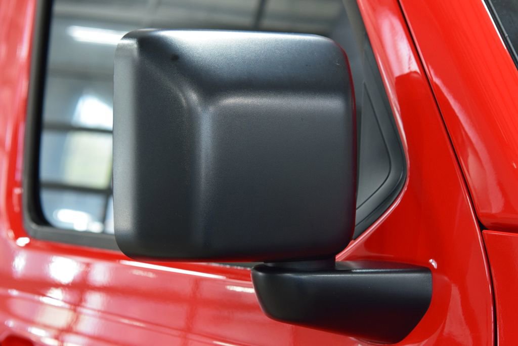 Used 2025 Jeep Gladiator Willys image 16