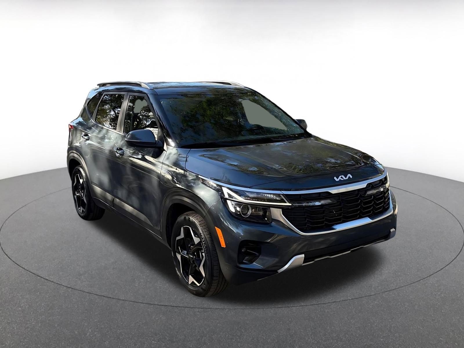 Used 2025 Kia Seltos S video 1