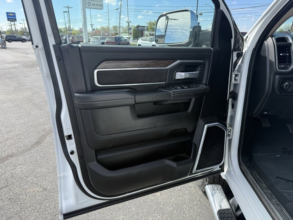 Used 2020 RAM 2500 Laramie image 24