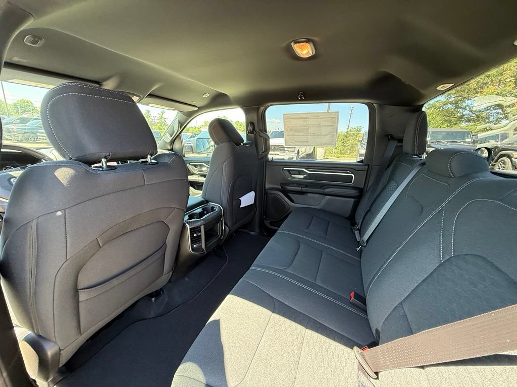 New 2026 RAM 1500 Big Horn AWD/4WD image 23